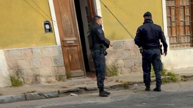 El hecho ocurrió en una casa de la calle Sarmiento, en la ciudad de Cruz del Eje. (Foto: Mirá el Norte)