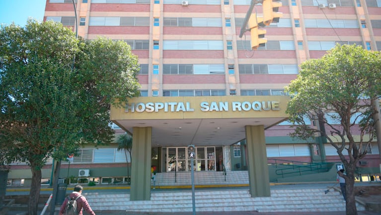 El herido fue derivado al Hospital San Roque desde el Policlínico Policial.
