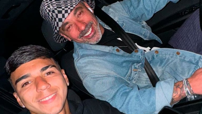El hijo de Pocho Lavezzi subió una foto con su papá a una semana de la internación.