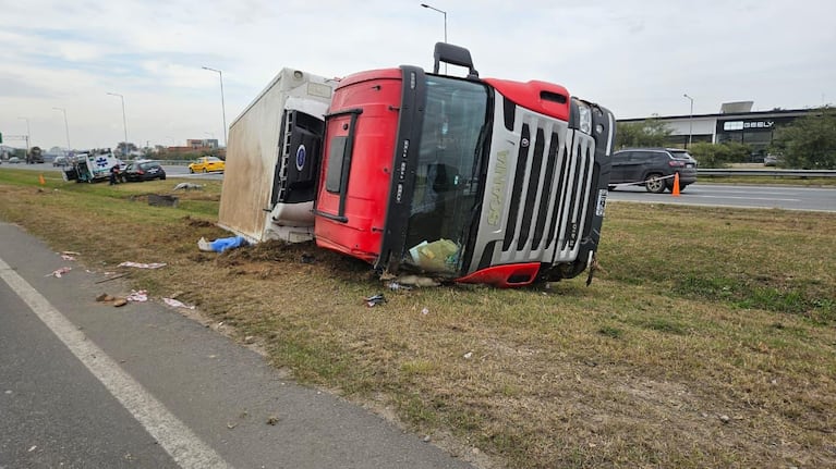 El hijo del camionero muerto en la tragedia de la Circunvalación: “Mi mamá está pésimo, llora todos los días”