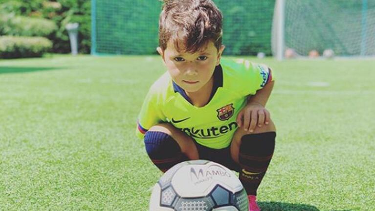 El hijo del medio del astro mundial enloquece con sus divertidas apariciones.