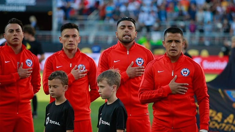 El himno de Chile sufrió un intruso inesperado. 