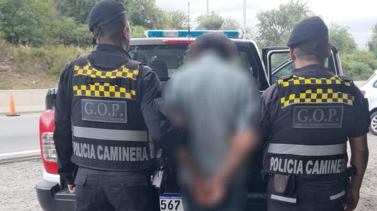 El hombre cayó en el Camino de las 100 Curvas.