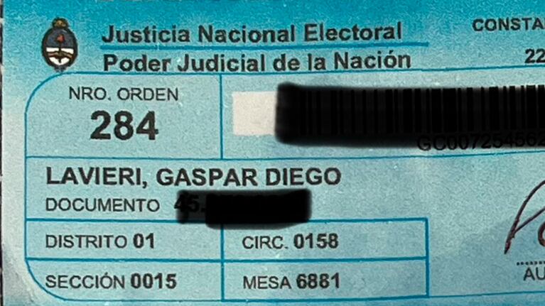 El hombre compartió las fotos en su Twitter.
