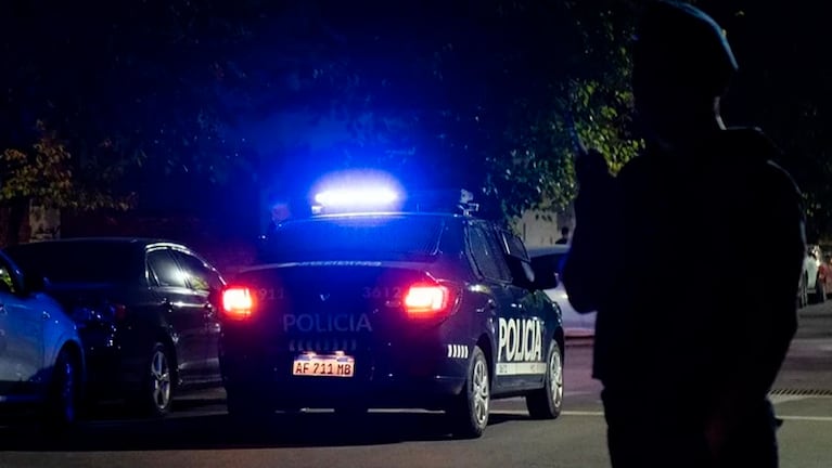 El hombre despertó alertado por un amigo y descubrió el robo.