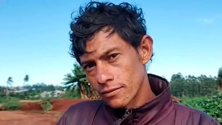 El hombre es conocido como "Fideozinho" en la localidad misionera. 
