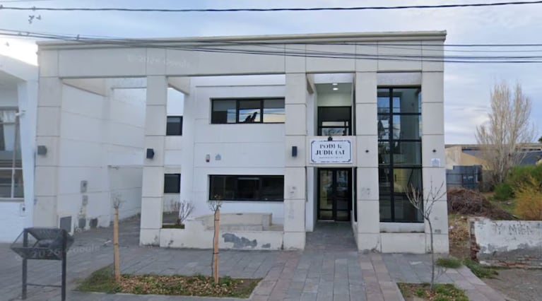 El hombre está detenido con prisión preventiva.