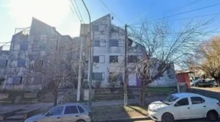 El hombre estaba muerto en un departamento que estaba refaccionando.