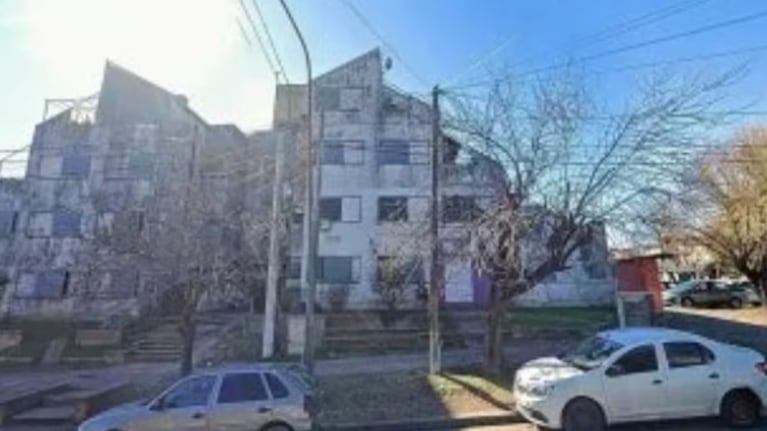 El hombre estaba muerto en un departamento que estaba refaccionando.
