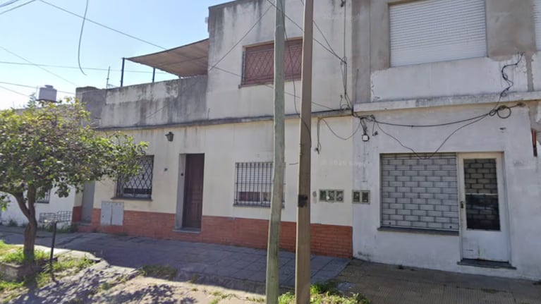 El hombre fue asesinado a puñaladas por un vecino.