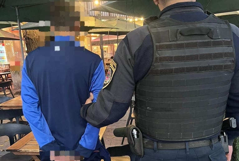 El hombre fue atrapado en la zona de Bv. San Juan al 200.