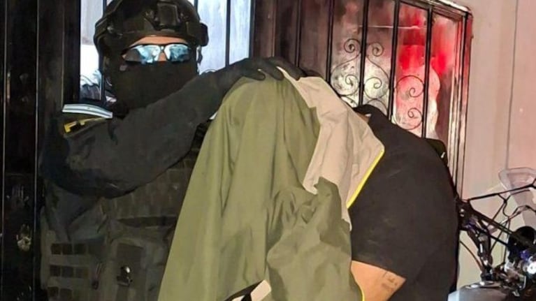 El hombre fue atrapado luego de varios allanamientos.