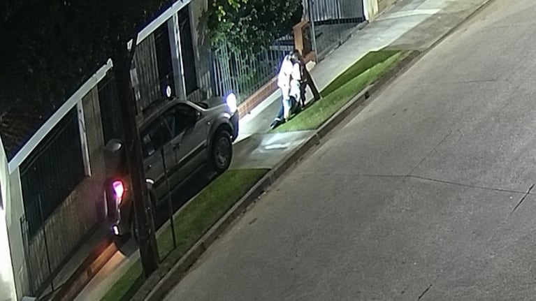 El hombre fue atropellado mientras caminaba por la vereda en Las Varillas.