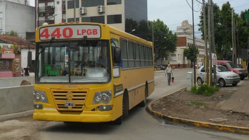 El hombre fue detenido por la Policía local. 