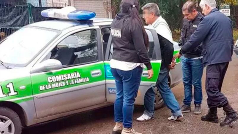 El hombre fue detenido tras las gravísimas acusaciones.