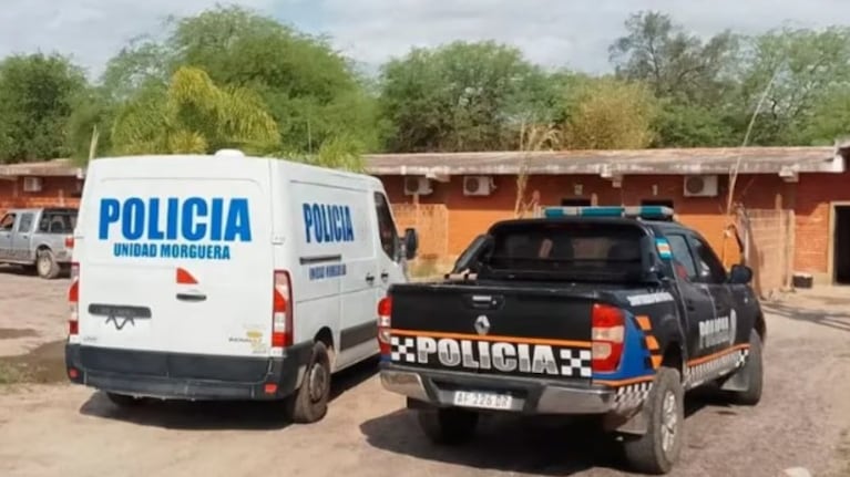 El hombre fue hallado muerto en la habitación 3 del hotel alojamiento.