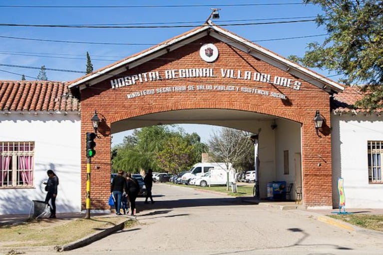 El hombre fue hospitalizado en Villa Dolores. 