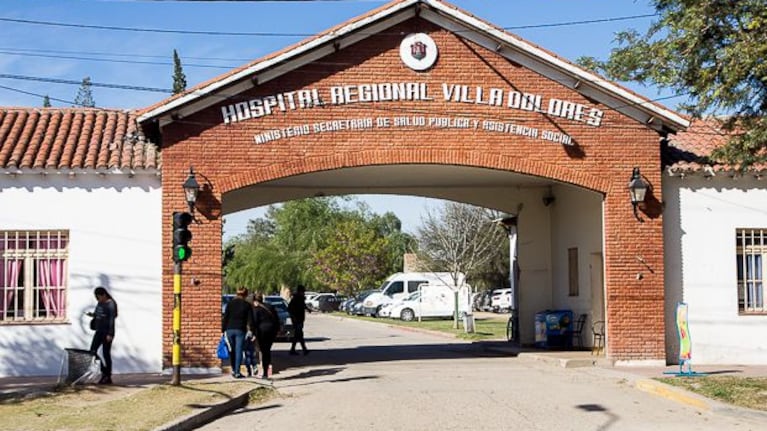 El hombre fue hospitalizado en Villa Dolores.
