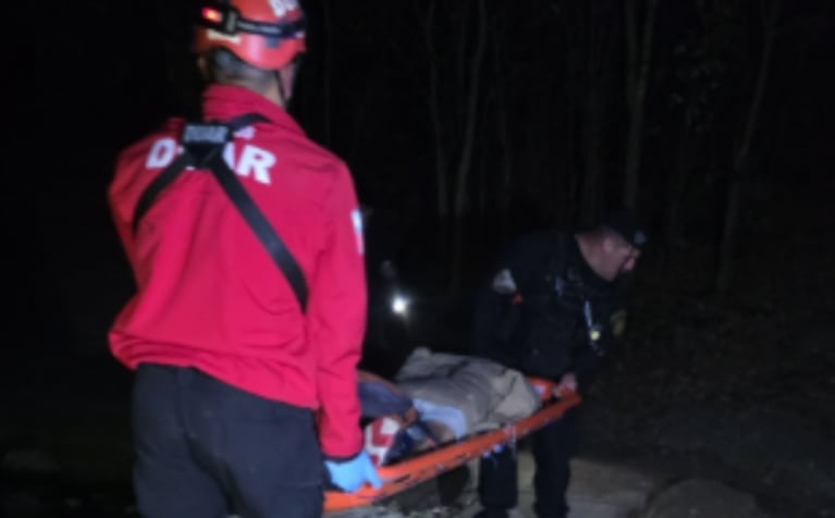 El hombre fue rescatado por el Duar.