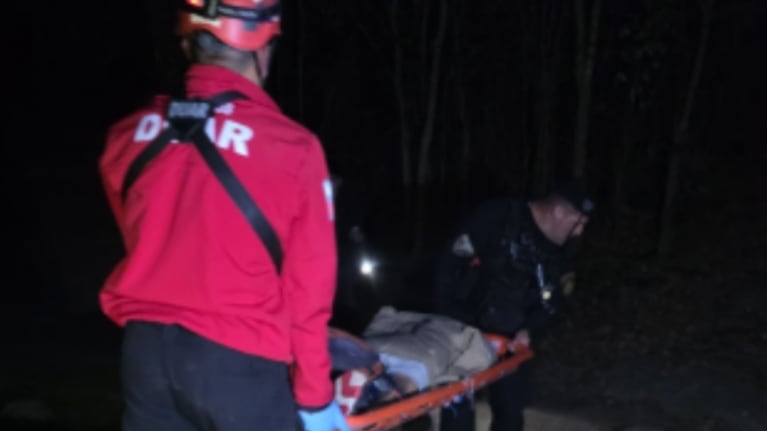 El hombre fue rescatado por el Duar.