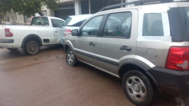 El hombre iba a bordo de su Ford Ecosport cuando se accidentó.