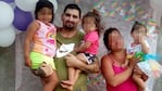 El hombre intentó proteger a sus pequeñas hijas con su cuerpo.