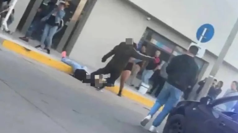 El hombre murió a causa de la golpiza que recibió.
