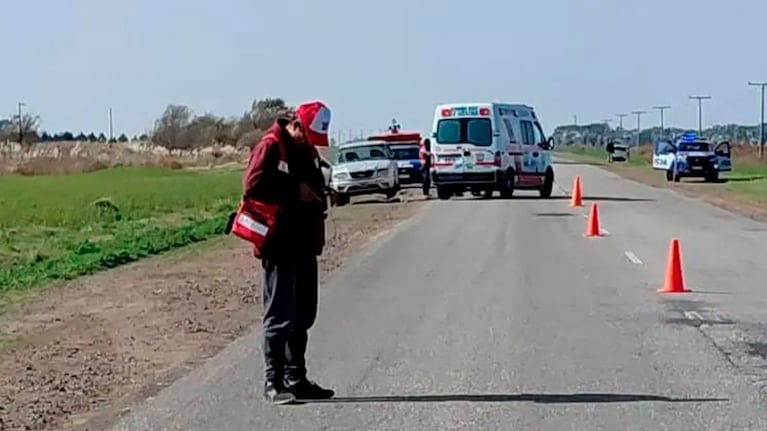 El hombre murió cuando intentaba ayudar a un conocido en la ruta. Foto: Prensa Policía.
