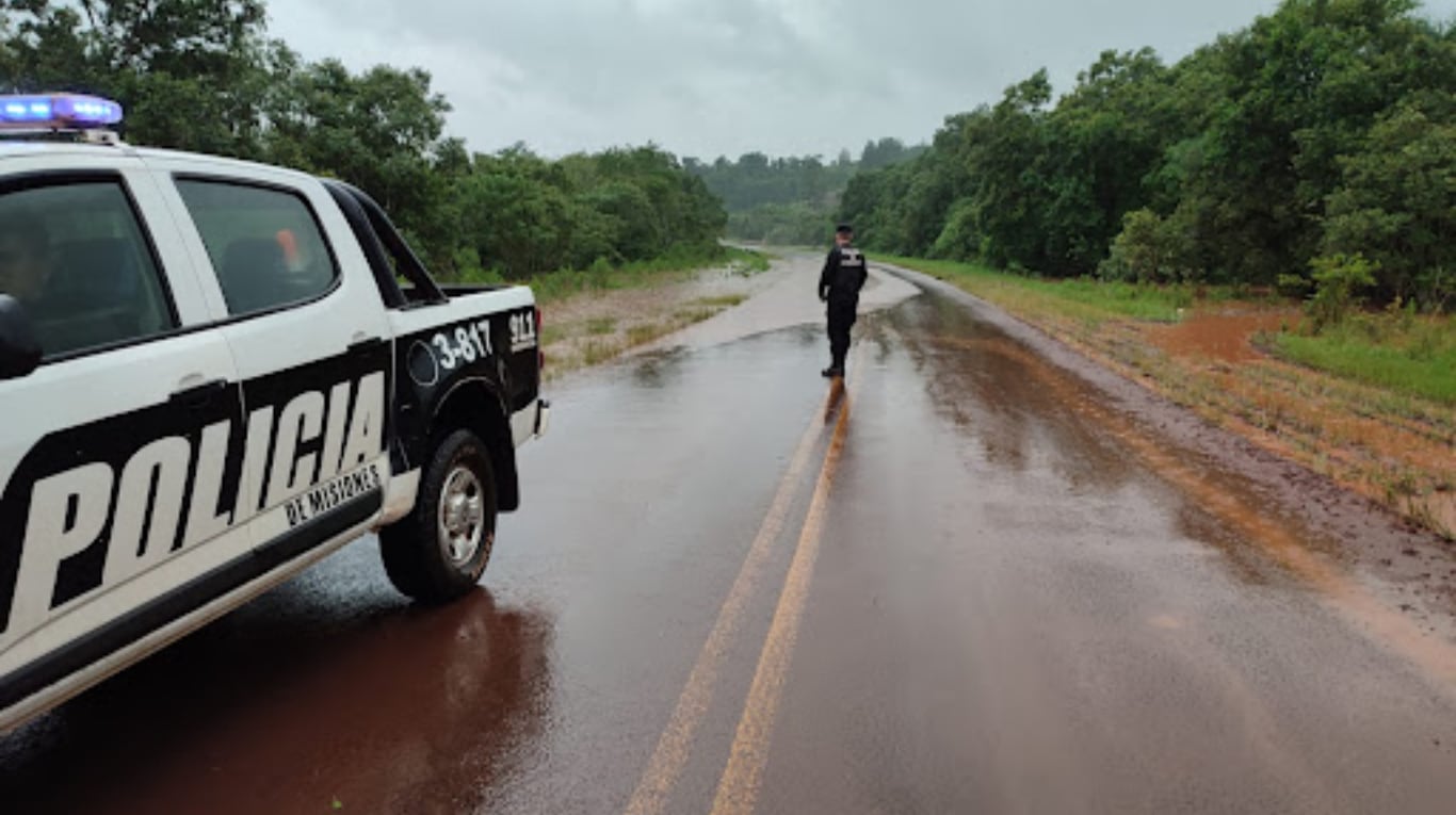 El hombre murió luego de ser atropellado en medio de la ruta. (Foto: Dirección Provincial de Viabilidad de Misiones)