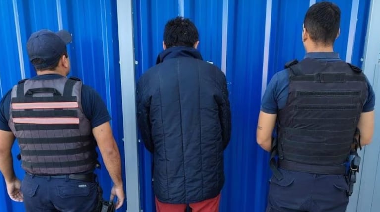 El hombre quedó detenido en el mismo hotel.