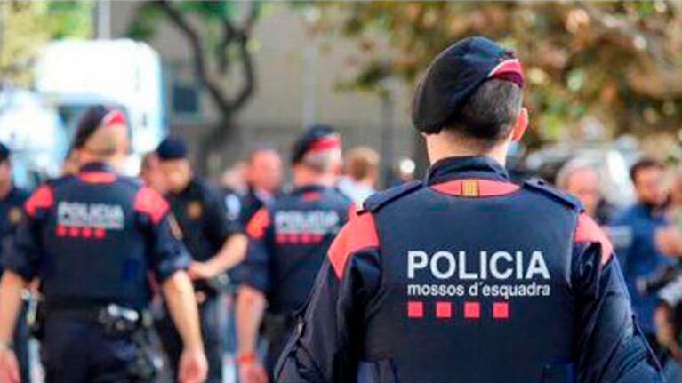 El hombre quedó internado.