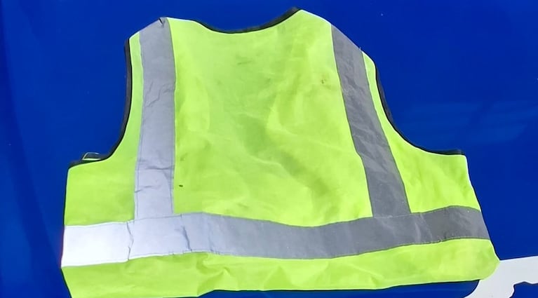 El hombre reaccionó con violencia y fue aprehendido.