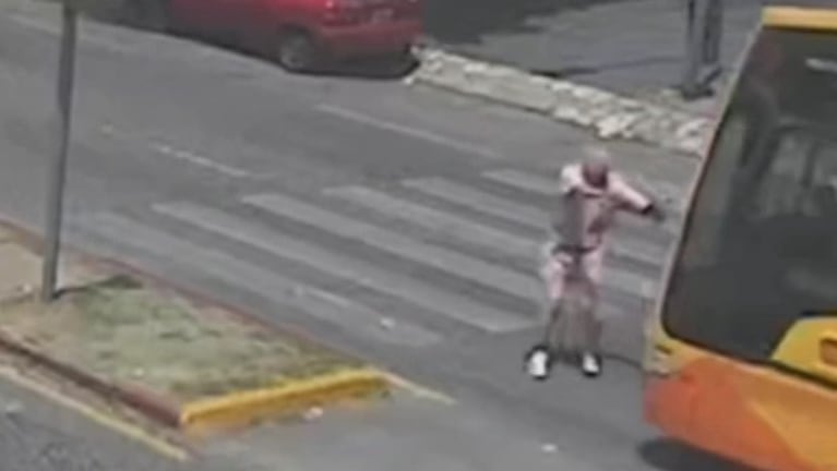 El hombre se encuentra estable en la Clínica Chutro.