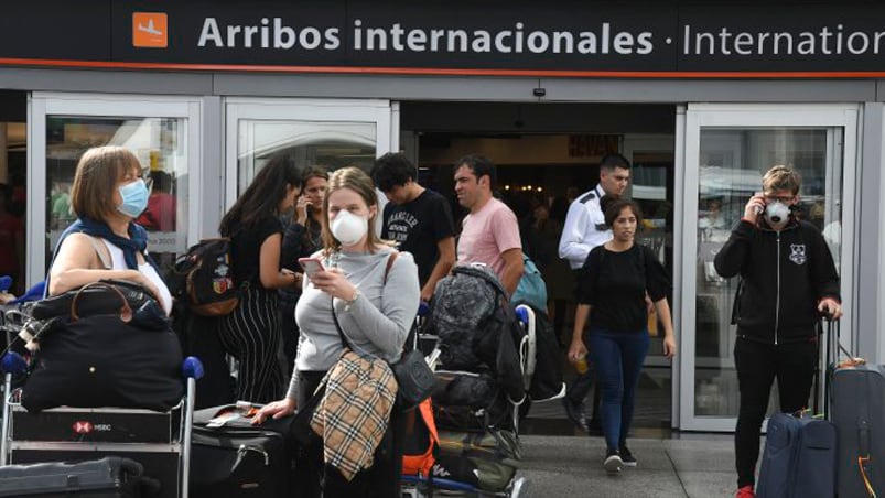 El hombre se encuentra internado esperando los resultados del análisis de coronavirus.