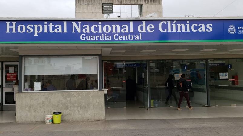 El hombre sufrió heridas y fue atendido en el Clínicas. 