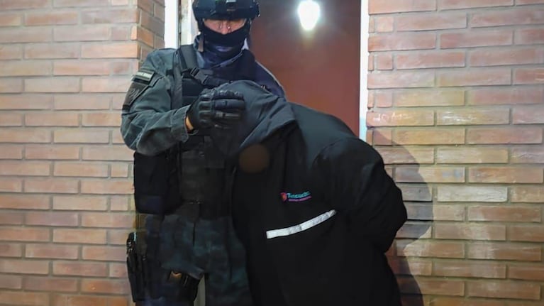 El hombre tiene 41 años.