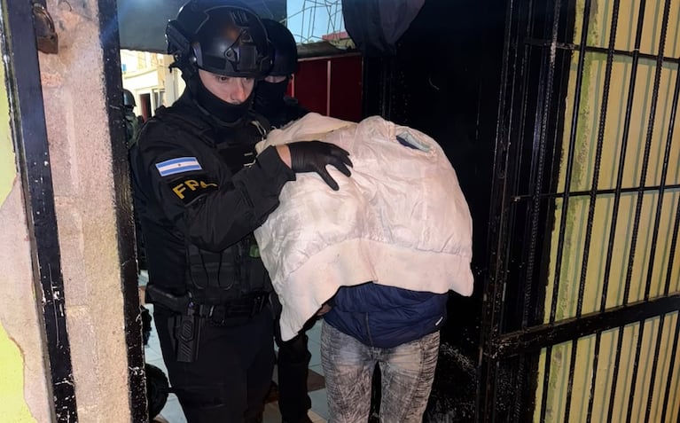 El hombre vendía droga desde Villa El Libertador.