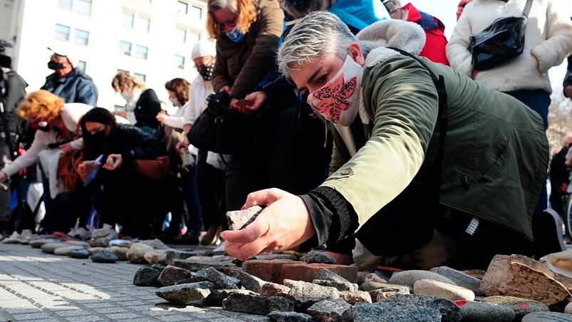 El homenaje a las víctimas del coronavirus. Foto: Germán García Adrasti.