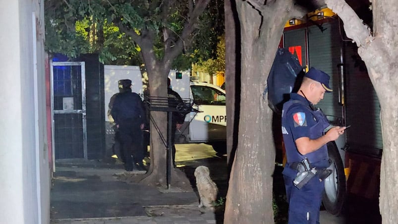 El horror se descubrió en una vivienda de barrio Zumarán. Foto: Francisco Arias/El Doce.