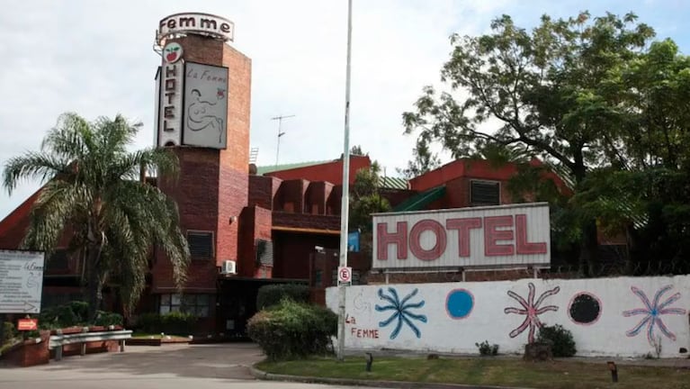 El hotel alojamiento está ubicado en Ituzaingó, Buenos Aires.