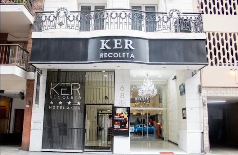 El hotel donde se produjo el macabro hallazgo.