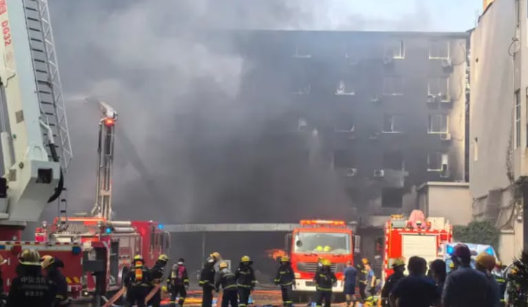 El incendio dejó 28 personas muertas al sureste de China.