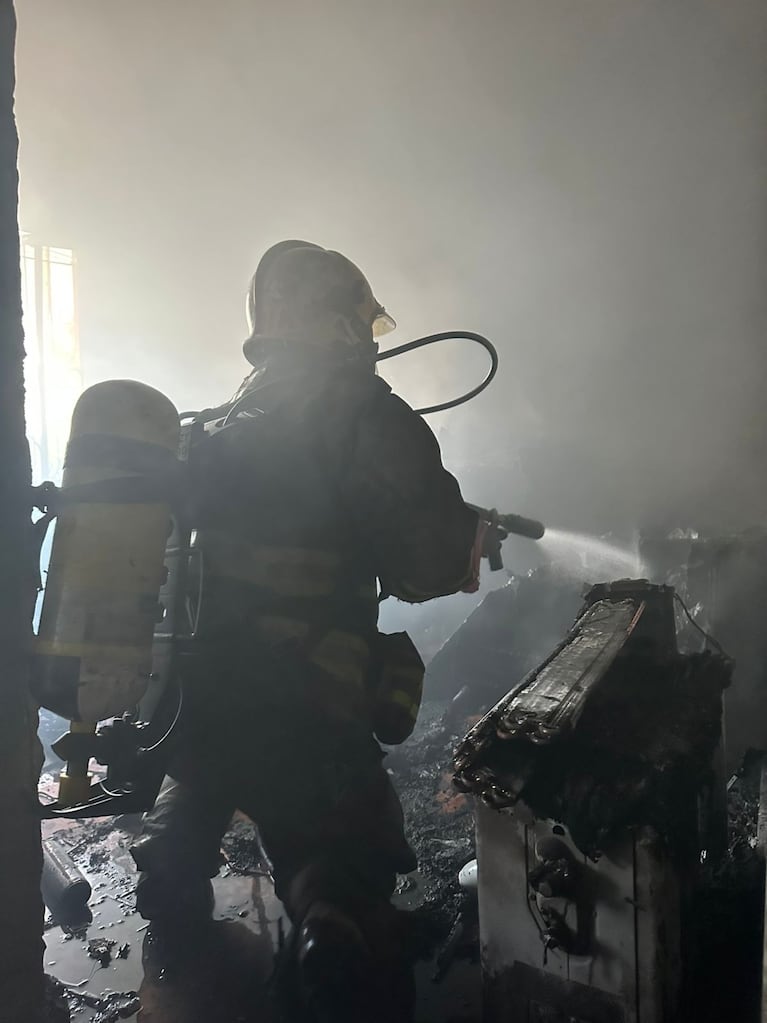 El incendio del que fue rescatado el hombre que falleció.