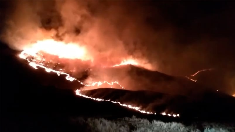 El incendio en la zona de Potrero de Garay.