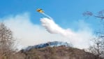 El incendio está activo desde el viernes. Foto: El Diario de Carlos Paz. 