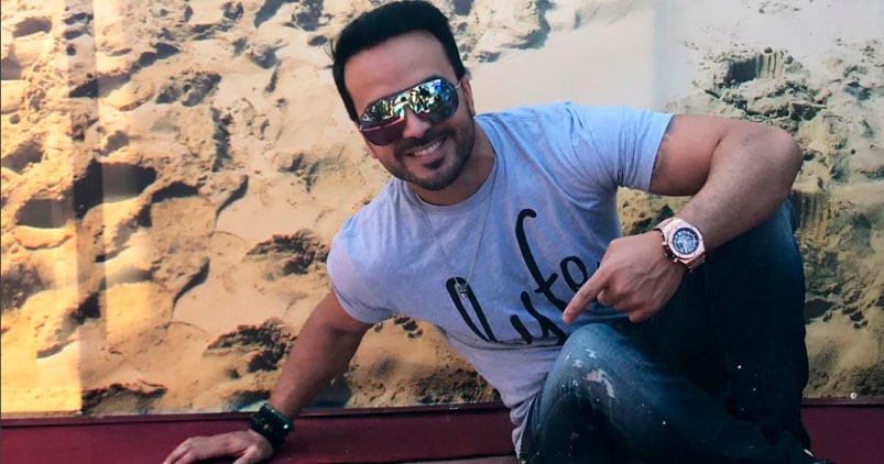 El increíble cambio de look de Luis Fonsi.