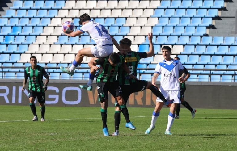 El increíble gol en contra de San Martín de San Juan en la cancha de Belgrano