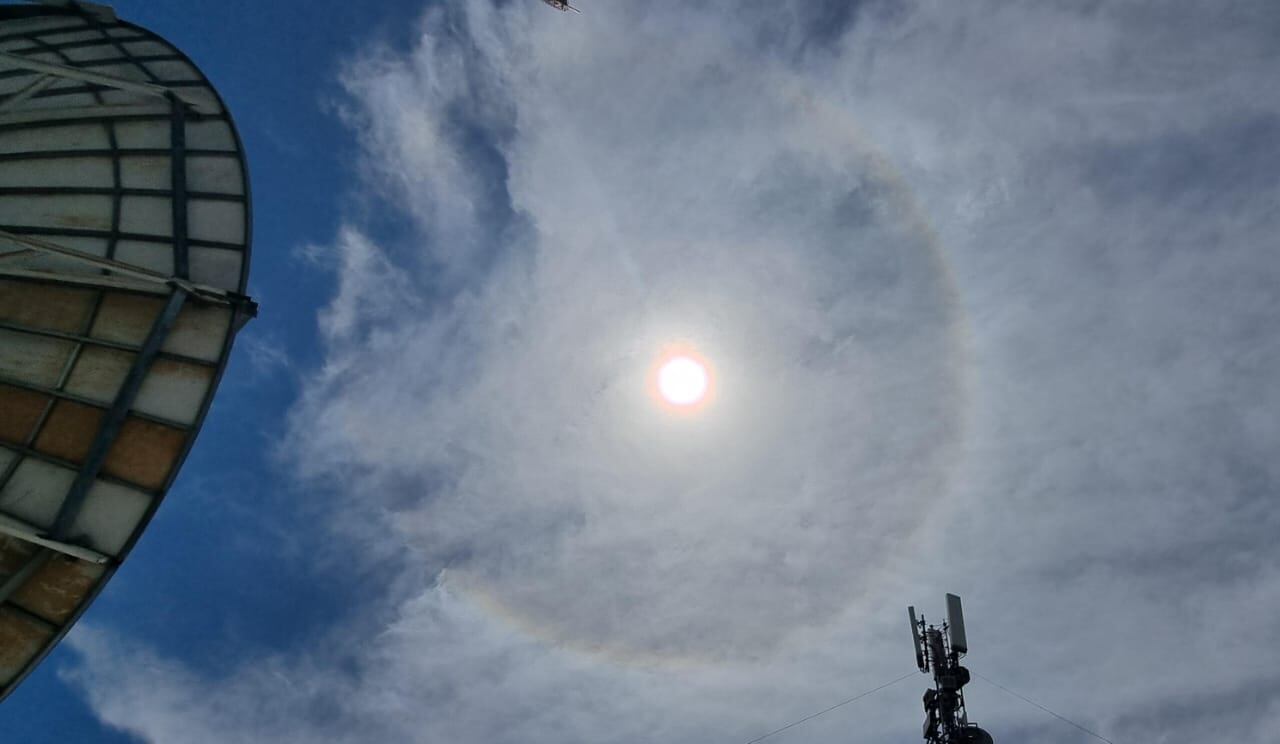 El increíble halo que rodeó el sol.