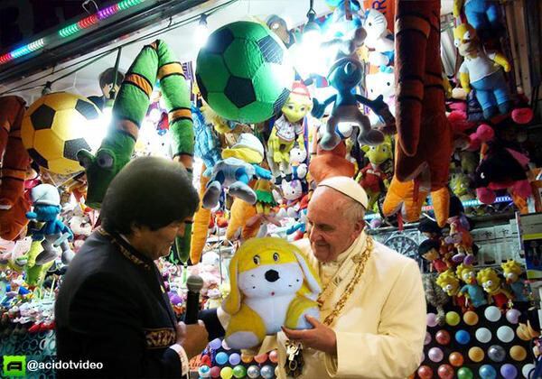 El ingenio en las redes explotó tras el regalo de Evo Morales.