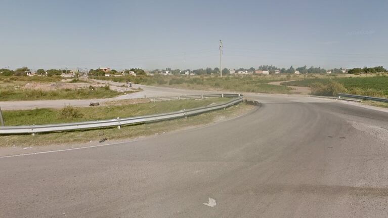 El ingreso al barrio, donde hallaron el cuerpo de la chica de 17 años.